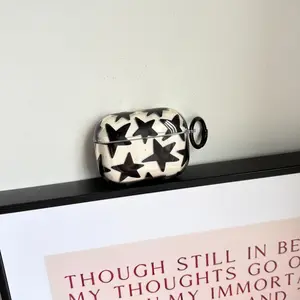 Fashion Simple Black Five-Pointed Star Pattern Transparent Protective Earphone Case Cover Case For AirPods 1 2 3 4 Pro Pro2 Pro3 with Black Ring