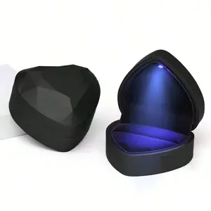 1PACK Heart Shaped Ring Gift Box With LED Light, Diamond Ring Box Jewelry Box, Wedding Engagement Proposal Case Gift,Perfect For Weeding Party