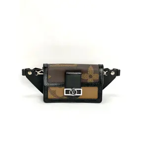 Pre-owned Louis Vuitton canvas Clutches & Wristlets LOUIS VUITTON Reverse Giant Monogram Dauphine Bumbag Clutch