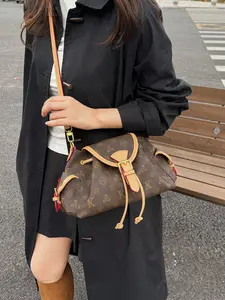 Cross-Border Women's 2026 New Fashion Bucket Bag, Vintage High-End Handbag, Fashionable Shoulder Bag, Large Capacity Shoulder Crossbody Bag, Elegant Adjustable Strap