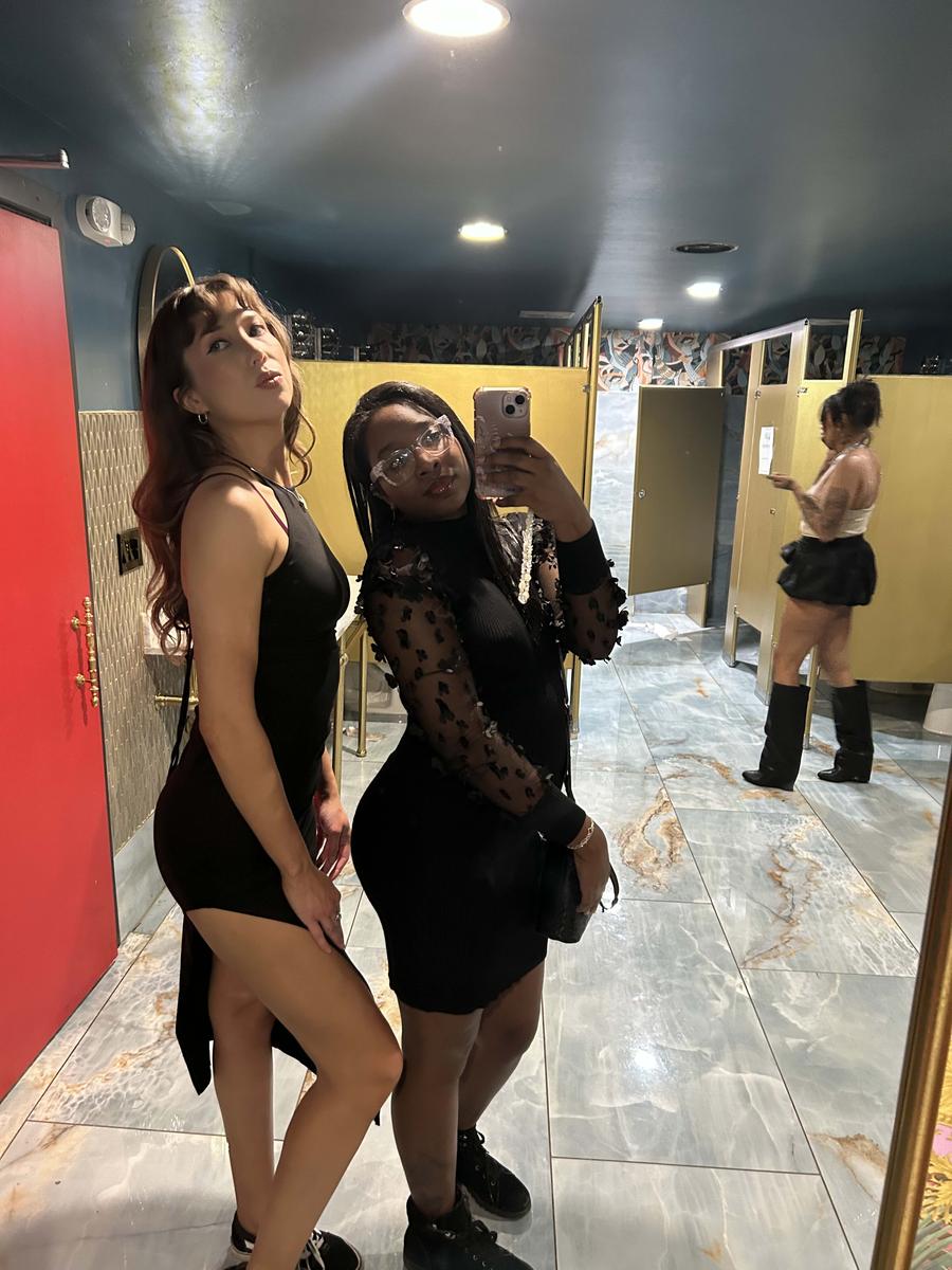 Item: Silky Straight 【HOT】, 1 Pack, 135g, 16inches&9 pcs,20 clips