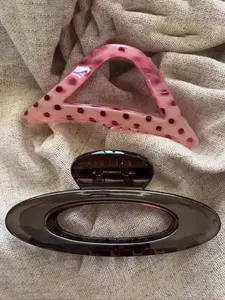 Women's 4.33in Hair Clips Set, Triangle & Round Plastic Claw Clips, Stylish Versatile Accessory for Buns, Ponytails, Daily Wear, Flat Claw Clips