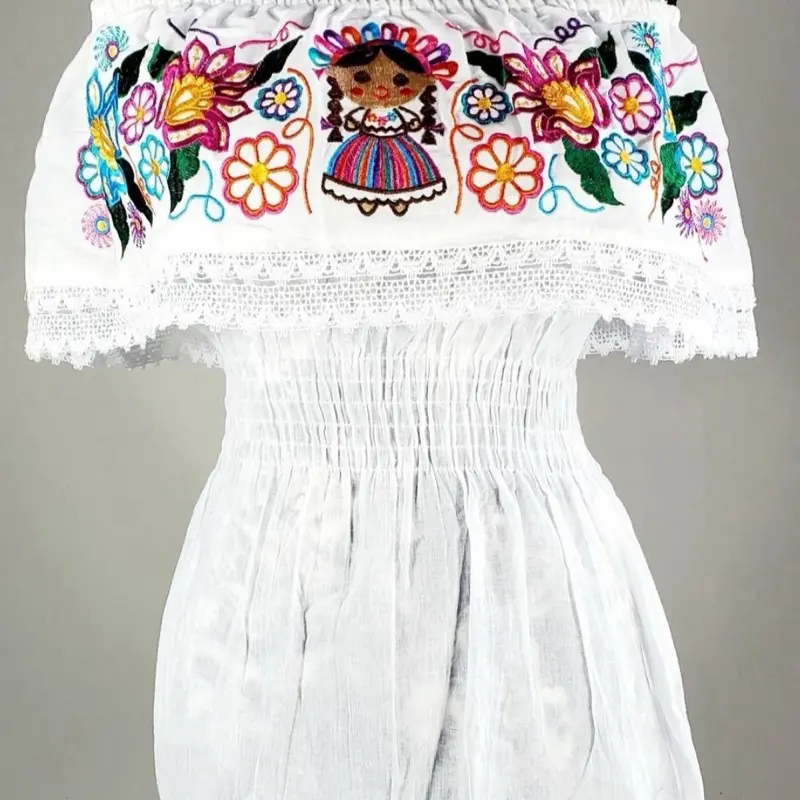 Beautiful Mexican traditional Lele blouse. Blusa campesina , campesina blouse woven with flowers and lace. Different colors available.Muñequita Lele Birthday gift for her coquette mom handmade made in Mexico clothes.