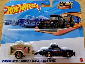  Hot Wheels Track Fleet Porsche 911 Off-Roader!