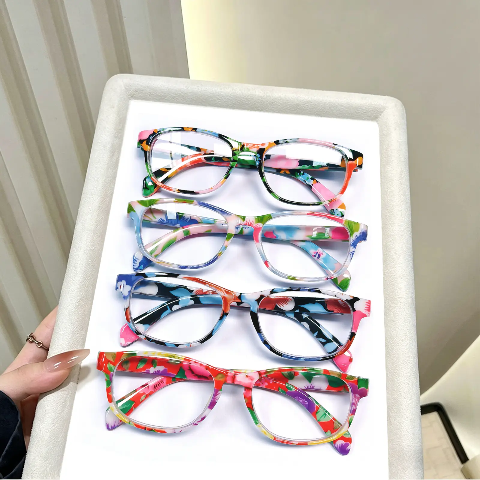 Women's Fashion Floral Reading Glasses 4-Pack - Colorful Retro Frames with Spring Hinges, Anti-Blue Light Computer Eyewear (+0.0 to +4.0), High Quality Eyewear for Birthday, Festival (Fashionable Design), Floral Pattern