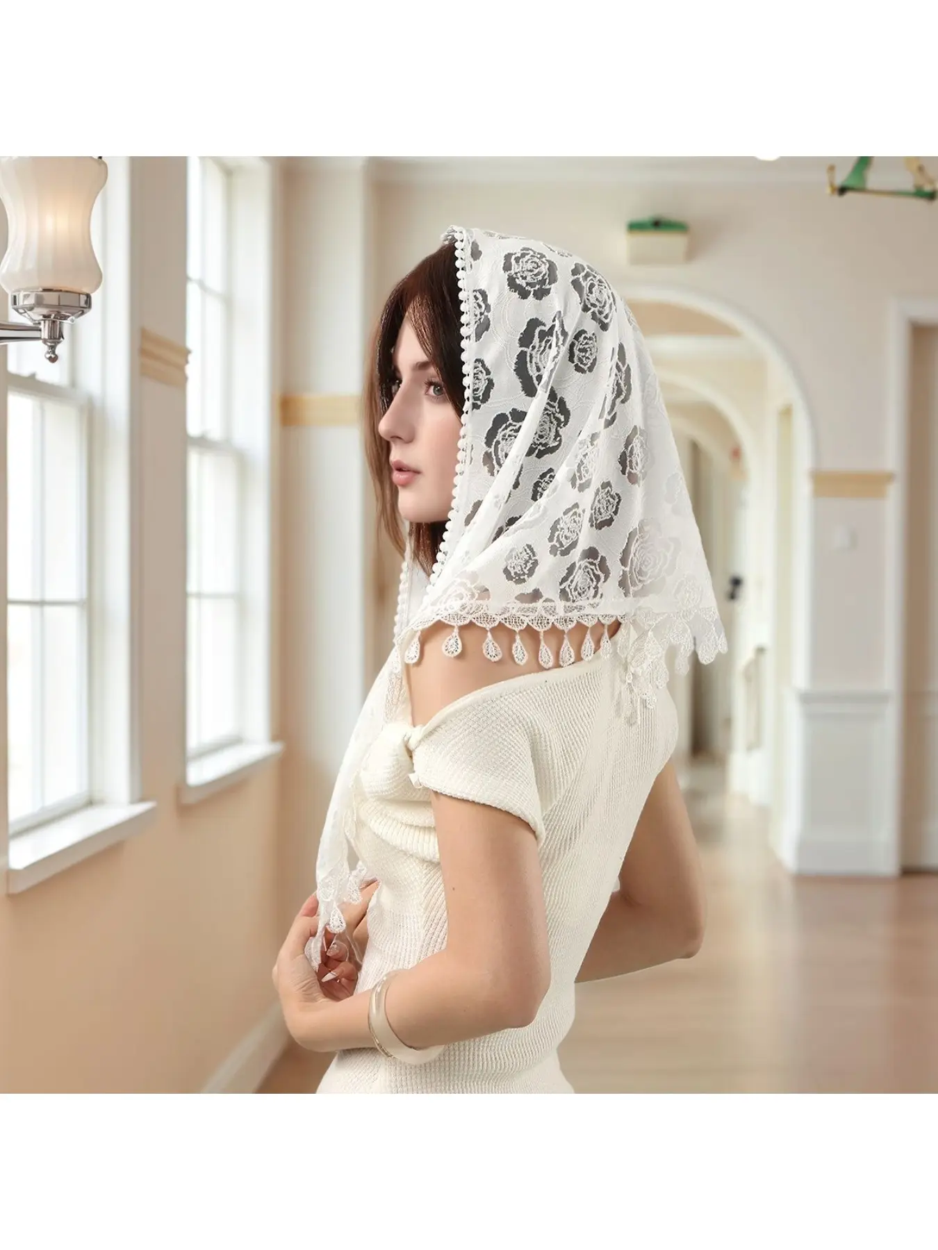 New hot-selling lace triangle scarf bridal veil rose lace triangle scarf church headscarf shawl for women Fashion hair scarves Hair Wrap Scarf