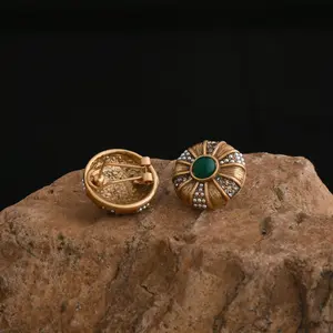 New medieval diamond-encrusted green agate earrings Tremella needles round heavy industry niche design high-end earrings banquet light luxury
