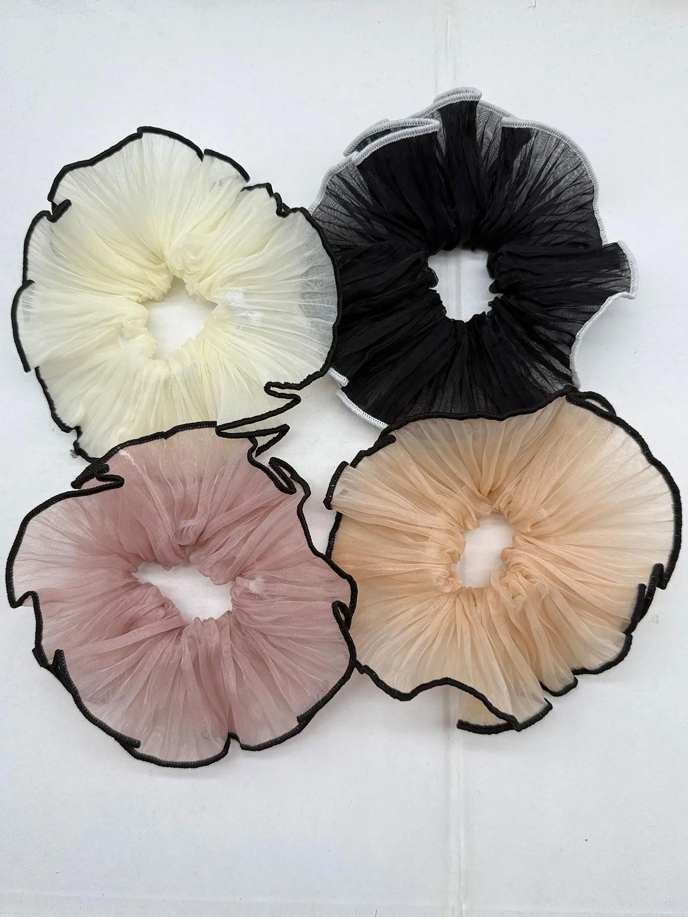 Textured Bowknot Contrast Binding Design Scrunchie (4pcs/set), Cute Trendy Hair Tie, Fashionable Hair Accessories for Women & Girls for Daily Use Ponytail Hairstyle
