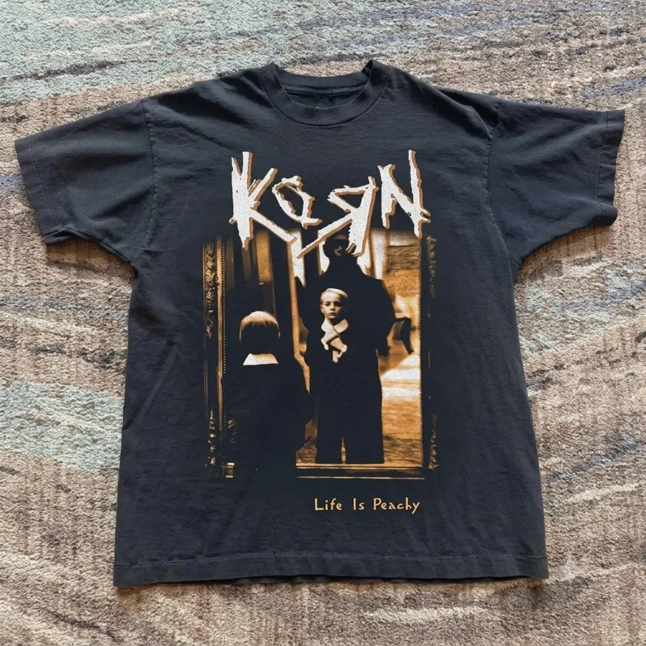 Gildan  Korn black cotton graphic band tee