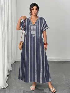 Plus Size Women's Casual Floral Print Dress, A-Line Shape, Batwing Sleeve Style, V-Neck Design, Comfortable Fit, Perfect for Vacation, Home Relaxation, Daily Wear, Womenswear
