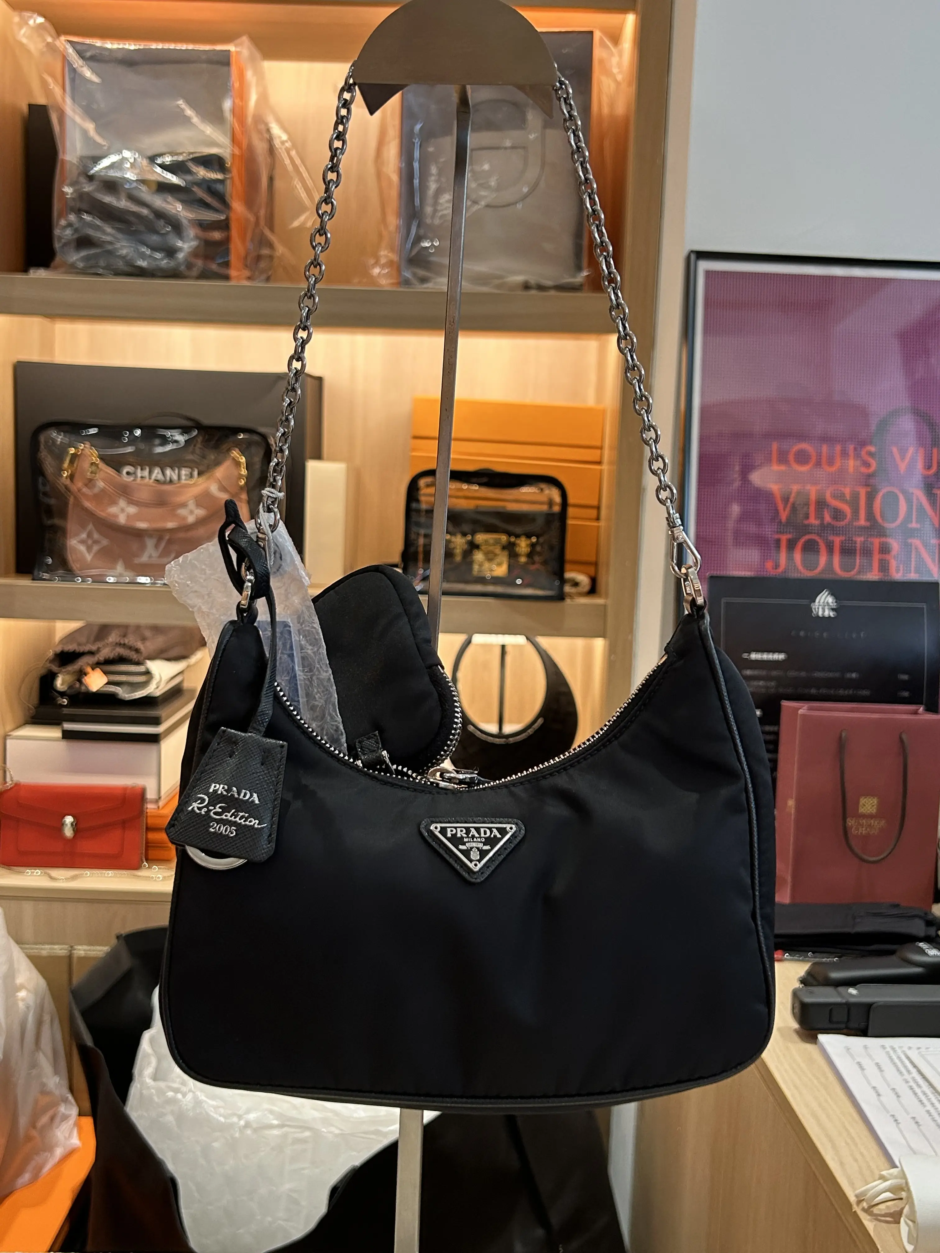 Pre-owned PRADA Re Edition 2005 Nylon Hobo Black