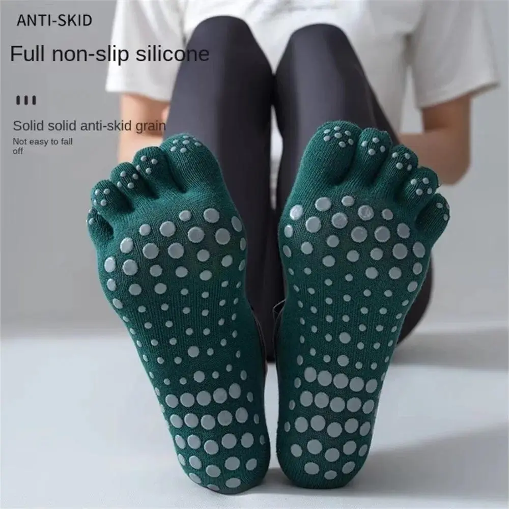 Five Finger Socks Women Anti-slip Professional Yoga Socks Breathable Sweat Absorbing Pilates Fitness Socks Comfortable Gym Sock