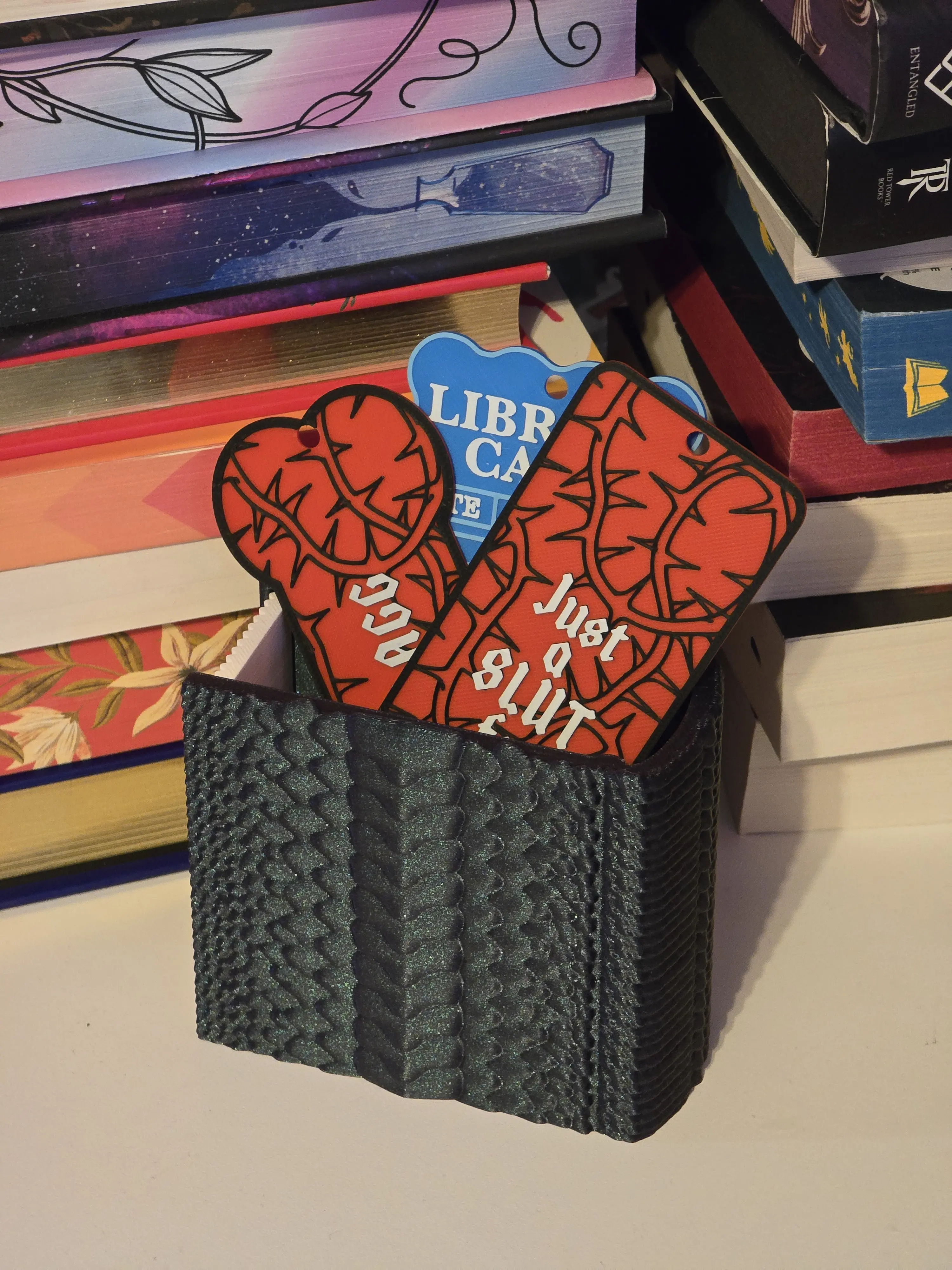 Dragon Scale Bookmark Holder