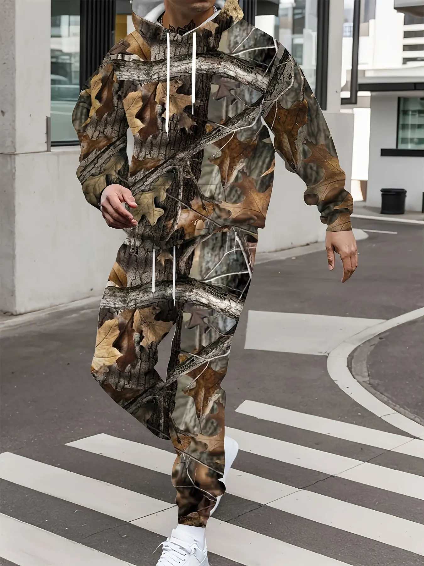 Men's 2-Piece Street Style Camouflage Sports Set - Hooded Sweatshirt and Athletic Ankle Pants for Casual Outings