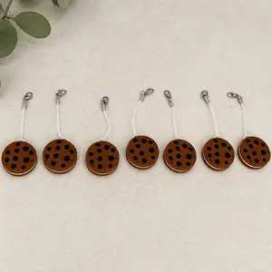 Cute Cookie Keychain, Mini Food-Themed Key Chain for Bag Decoration, Lightweight Portable Accessory for Daily Use