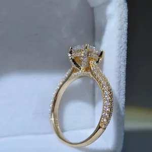 1 elegant 18K gold-plated 925 silver moissanite engagement ring - a simple and luxurious proposal jewelry suitable for daily wear and special occasions
