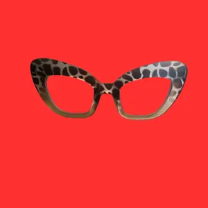 APOM - Chic Sleek Cheetah - Glasses