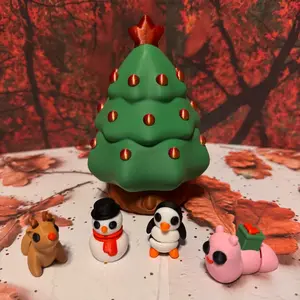 3D Printed Christmas Tree Container with Removable Trunk. Contains 4 Mini-Fidget Miniatures and Choice of Matching Keyring.