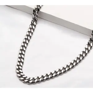 Verve Men's Stainless Steel Bold Curb Link Chain Necklace