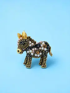 Cute Horse Pin Badge, Unisex Accessory, Perfect Gift for Friends, Fashionable Clothing Decoration, Ideal for Events and Parties, Emblem Badge Decoration