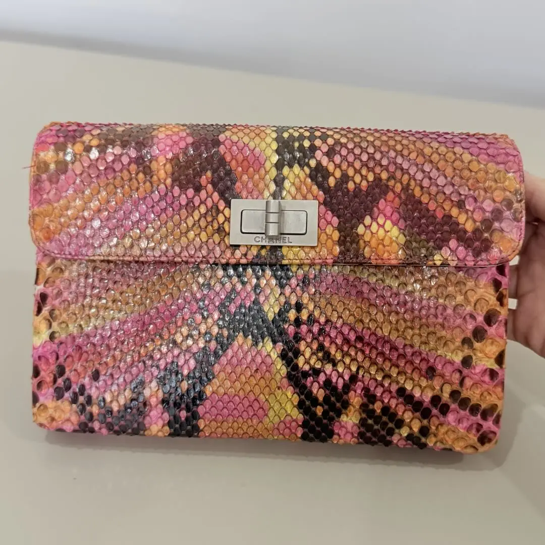 Pre-owned CHANEL 1 Clutches & Wristlets Python 2.55 Clutch Bag MI