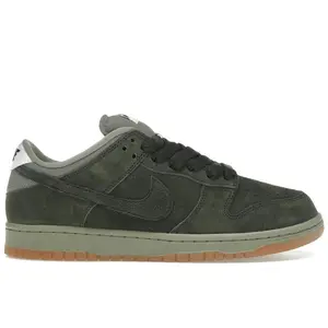 Nike Men's SB Dunk Low Pro B Sequoia, from StockX