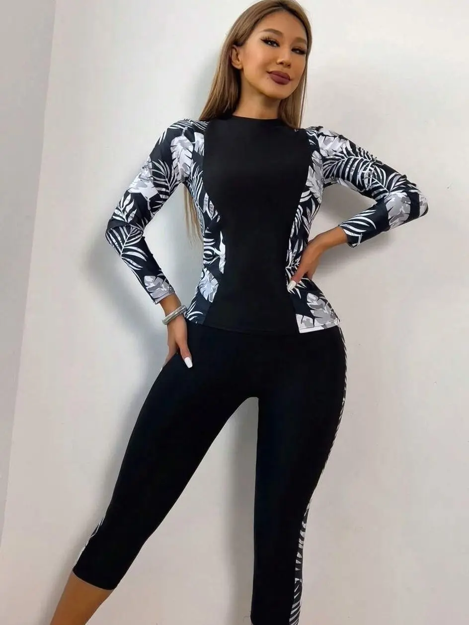 Tropical Long Sleeve Top & Capri Pants, Elegant 2-Piece Swimwear