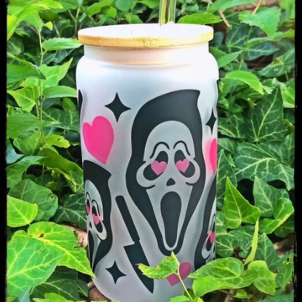 “Scream” themed 16oz Libby cup with bamboo lid and straw