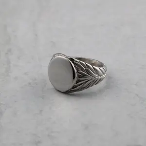 Silver Wreath Ring