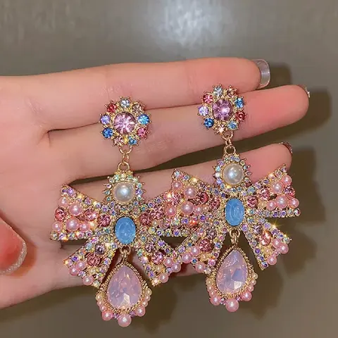 Sweet Bow Crystal Earrings for Women, Daily Party Holiday Wear, Elegant Copper Chain, Plain Pattern, All Seasons, Versatile Wear, Crystal Accents, Bow Design, Cute Earrings