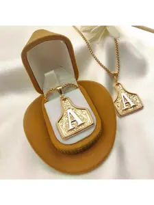 New trendy luxury 26-letter western cowboy necklace, copper-plated with real gold, long-lasting and classic, high-end jewelry.