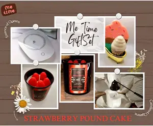 Strawberry Pound Cake Candle Gift Set