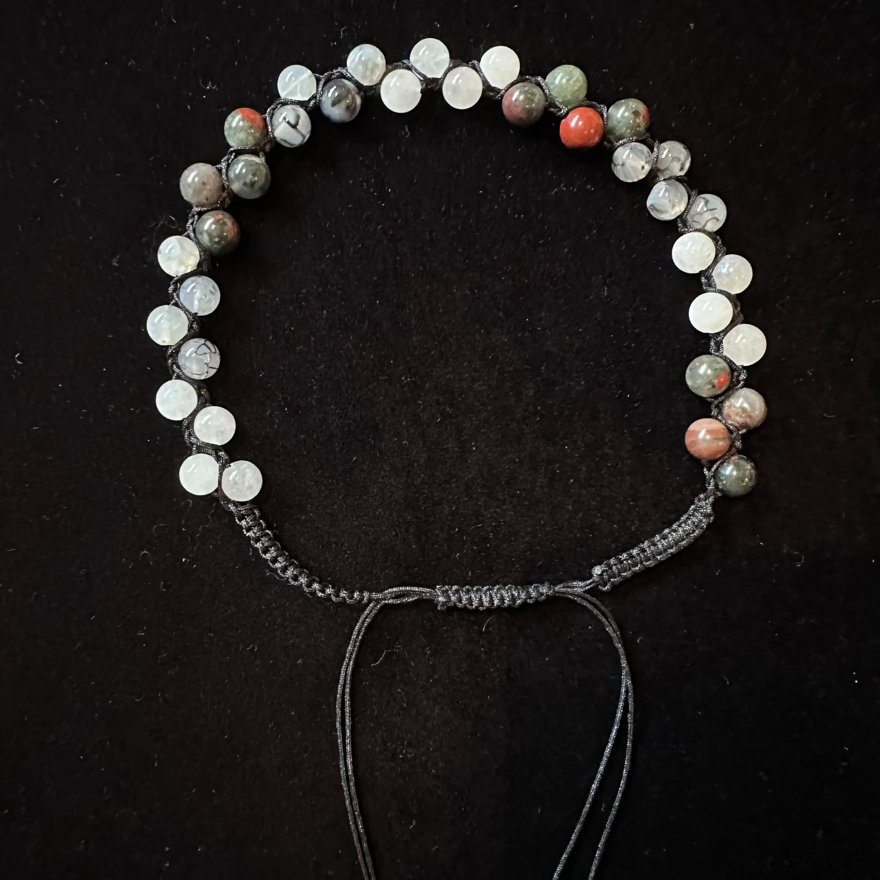 Double row with 3 different stone