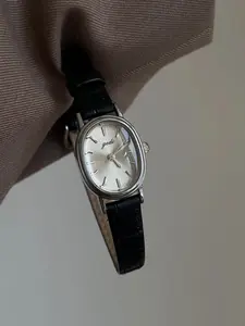 Women's Simple Waterproof Quartz Watch, Fashion Daily Wear, Durable Design for All Weather Conditions, Analog Oval Face, Alloy Case, 24mm Diameter, Modern Fashionable Wristwatch