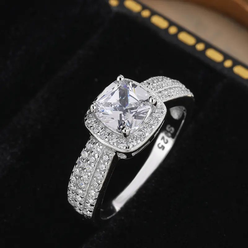 S925 Sterling Silver Square Full-Zircon Unique Engagement Ring - Niche Designer Women's Wedding Ring for Proposals, Luxurious High-End Mother's Day Gift, Engagement Rings, Unique Engagement Rings