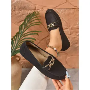 Women’s fashion comfortable loafers, dual-color options, low-heel non-slip shoes, wide fit commuter casual footwear, slip-on flats