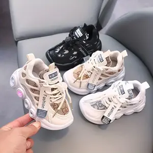 Led Shoes For Kids, Sneakers With LED Light For 3-5 years Girls/Boys, Breathable Nonslip Running Shoes For All Seasons