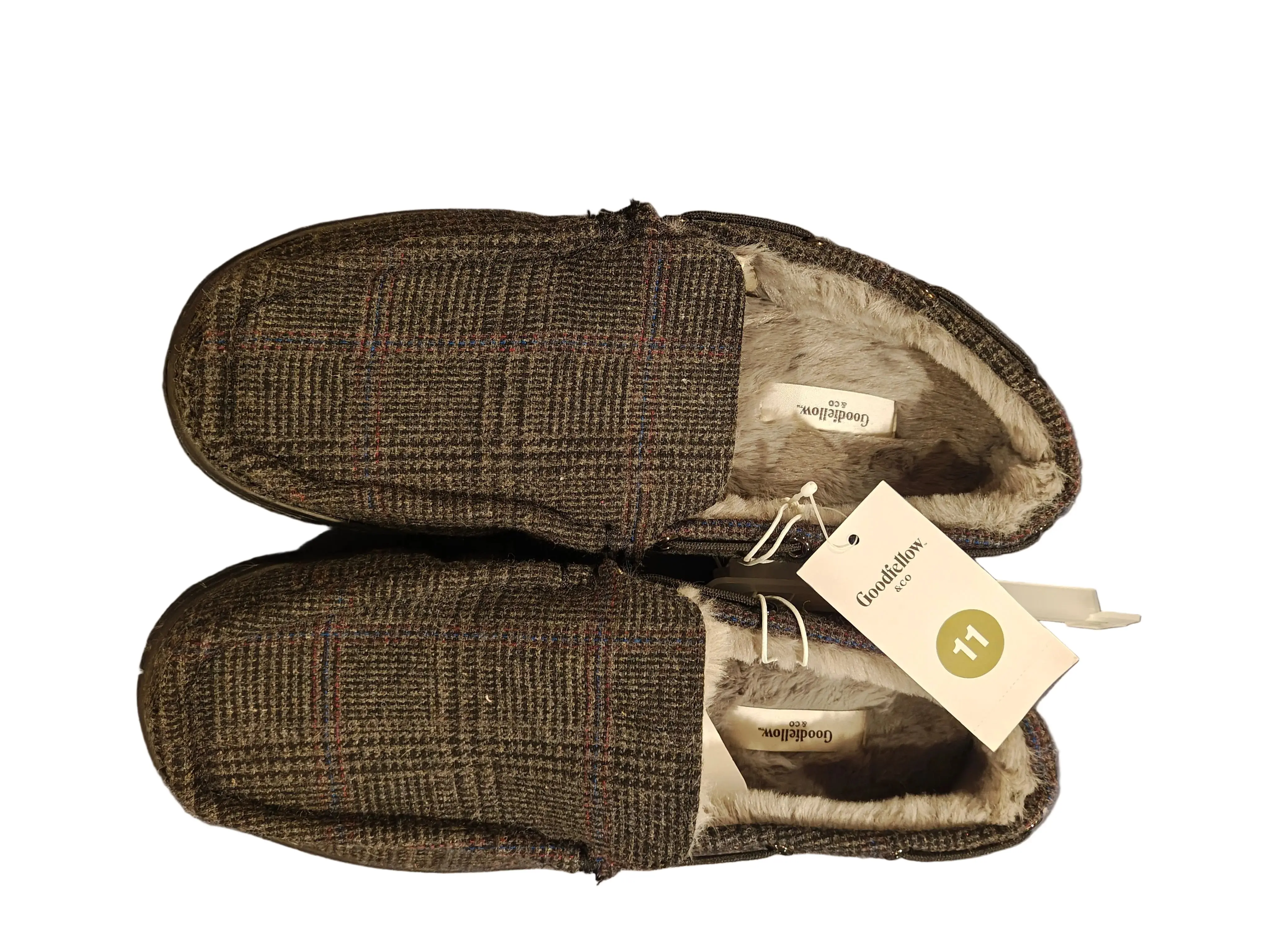 Lands' End Men's Tanner Leather Fuzzy-Lined Closed-Toe Slip-On Moccasin, Breathable Cushioned Insole, Outdoor Sole, Indoor/Outdoor Size 11 Flat Footwear, Flat Shoes
