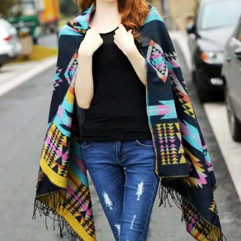 Tsunu Hooded Shawl