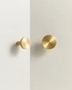 MERCER KNURLED FLAT ROUND CABINET KNOBS