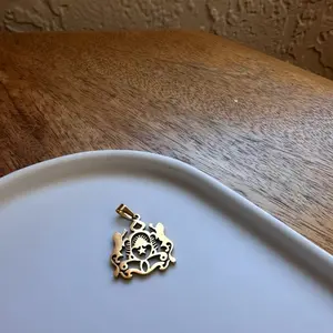 Moroccan Royal Emblem Pendant Necklace – Gold Stainless Steel Charm