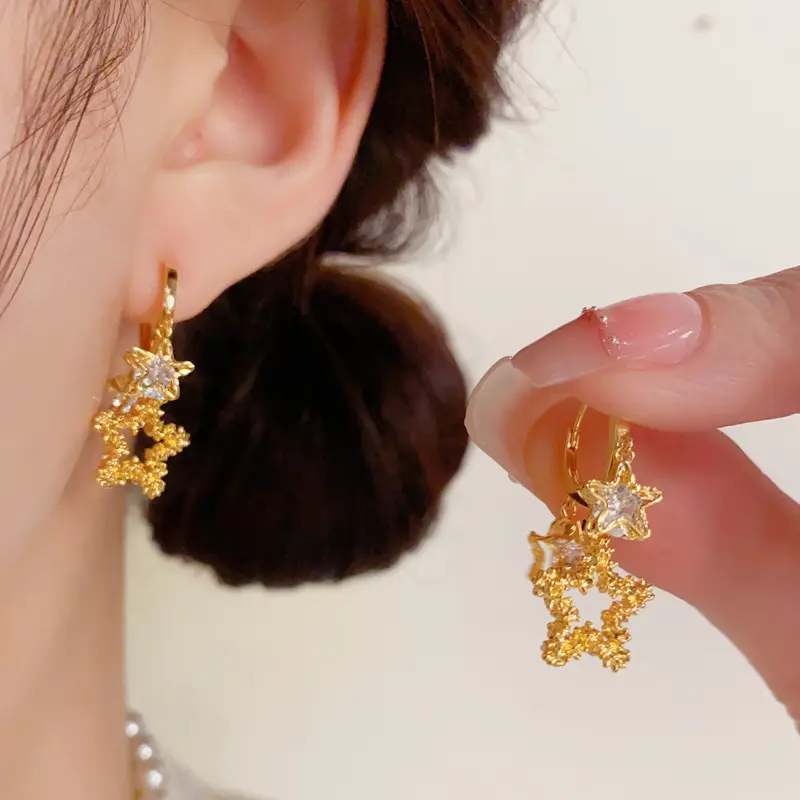 Star Earrings for Women Gold Tone, Cute Dangle Drop Earrings, Celestial Inspired Earrings, Fashion Trendy Accessories for Girls, Simple Everyday Earrings, Stylish Party Wedding Date Night Gift for Women