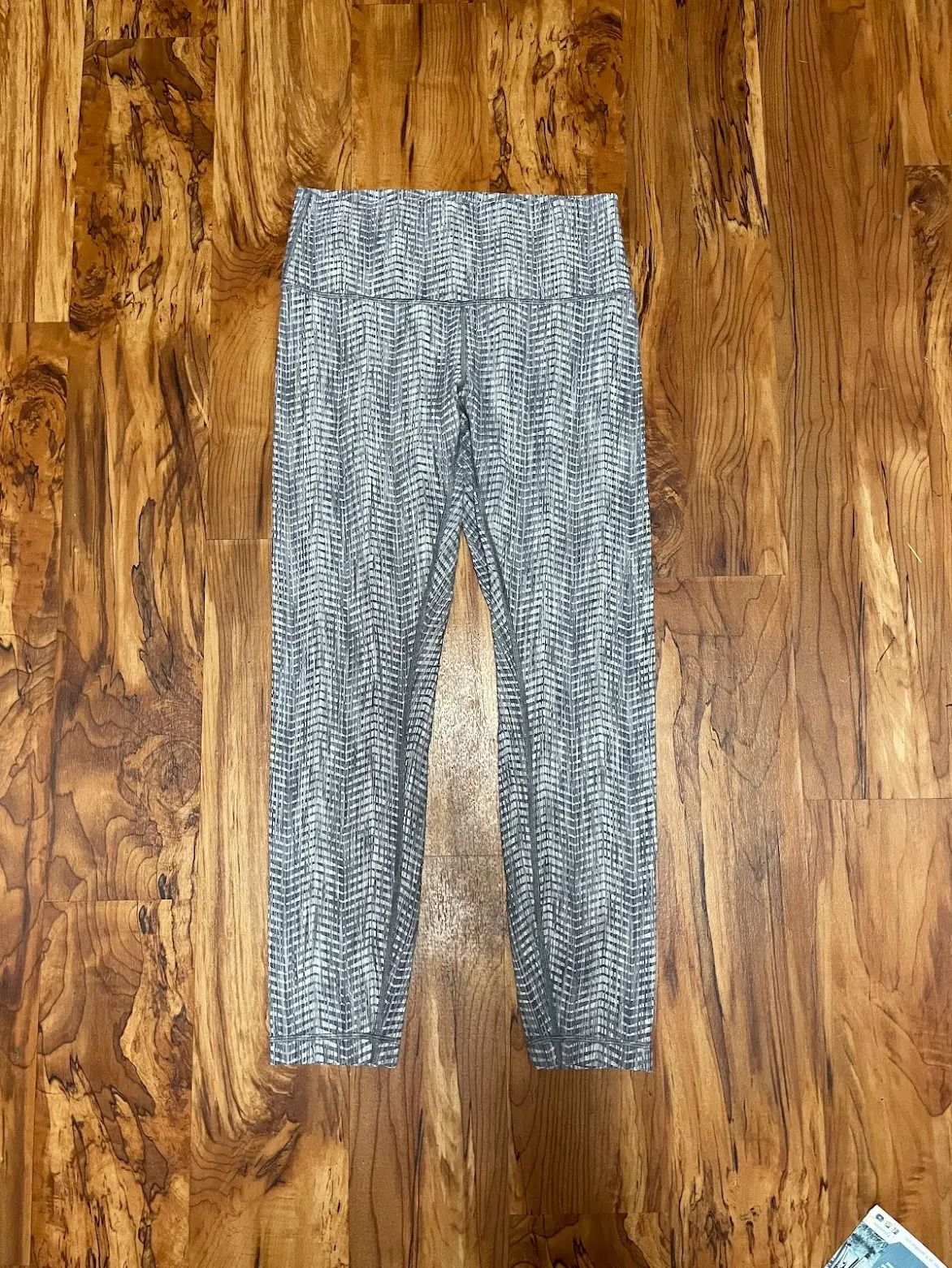 Wunder Under Leggings size 8