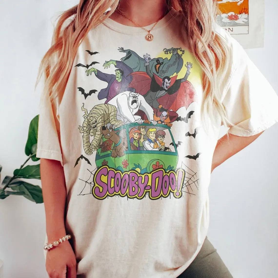Comfort Color Scooby Doo Halloween Shirt, Retro Spooky Cartoon Tee, Vintage Scooby Graphic T-Shirt, Mystery Gang Fall Aesthetic Tee