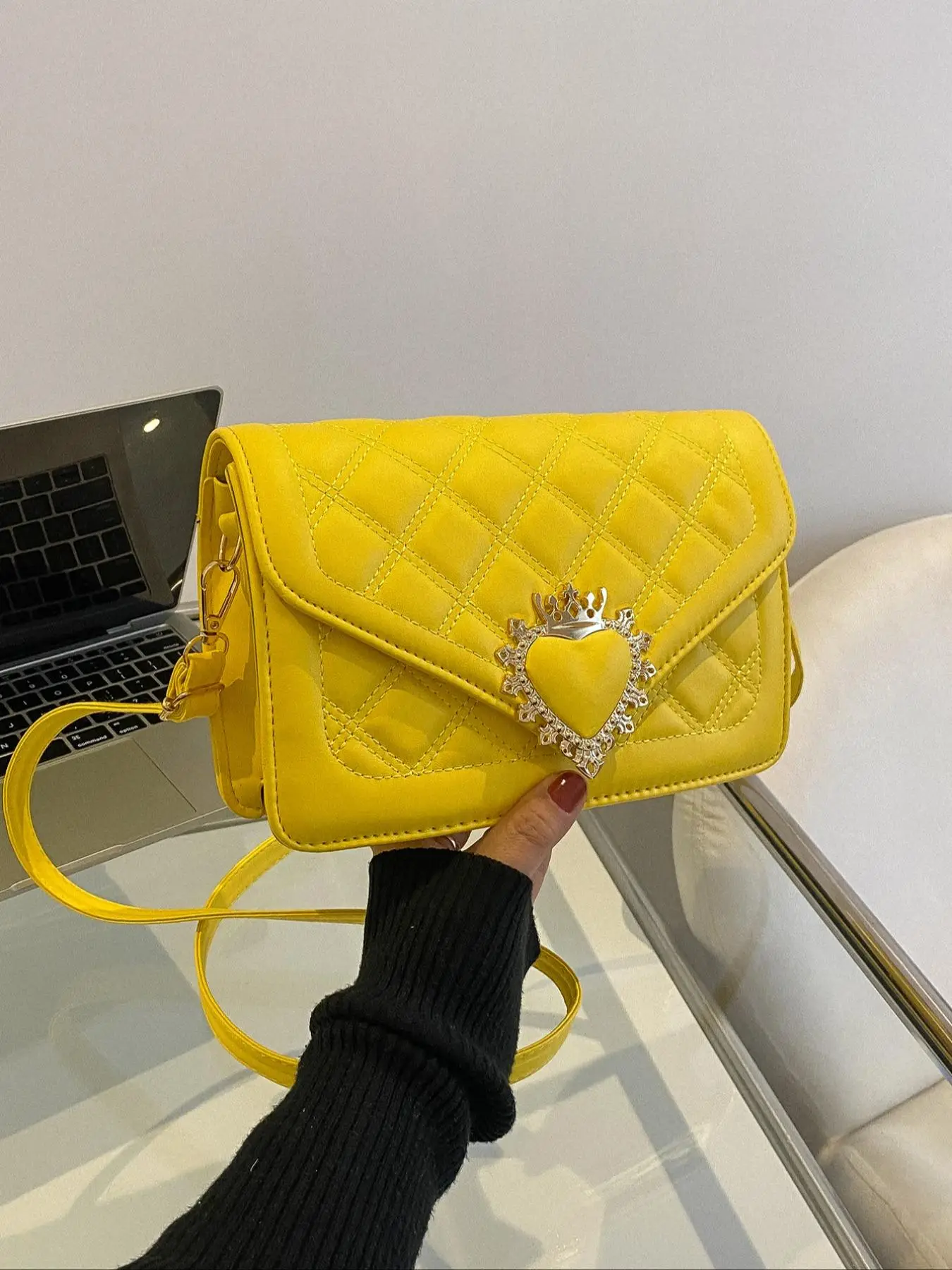 Heart-shaped Lock Buckle Small Square Bag For Women, Fashion PU Leather Texture Crossbody Bag, Casual Plain Rhombus Embroidering Shoulder Bag