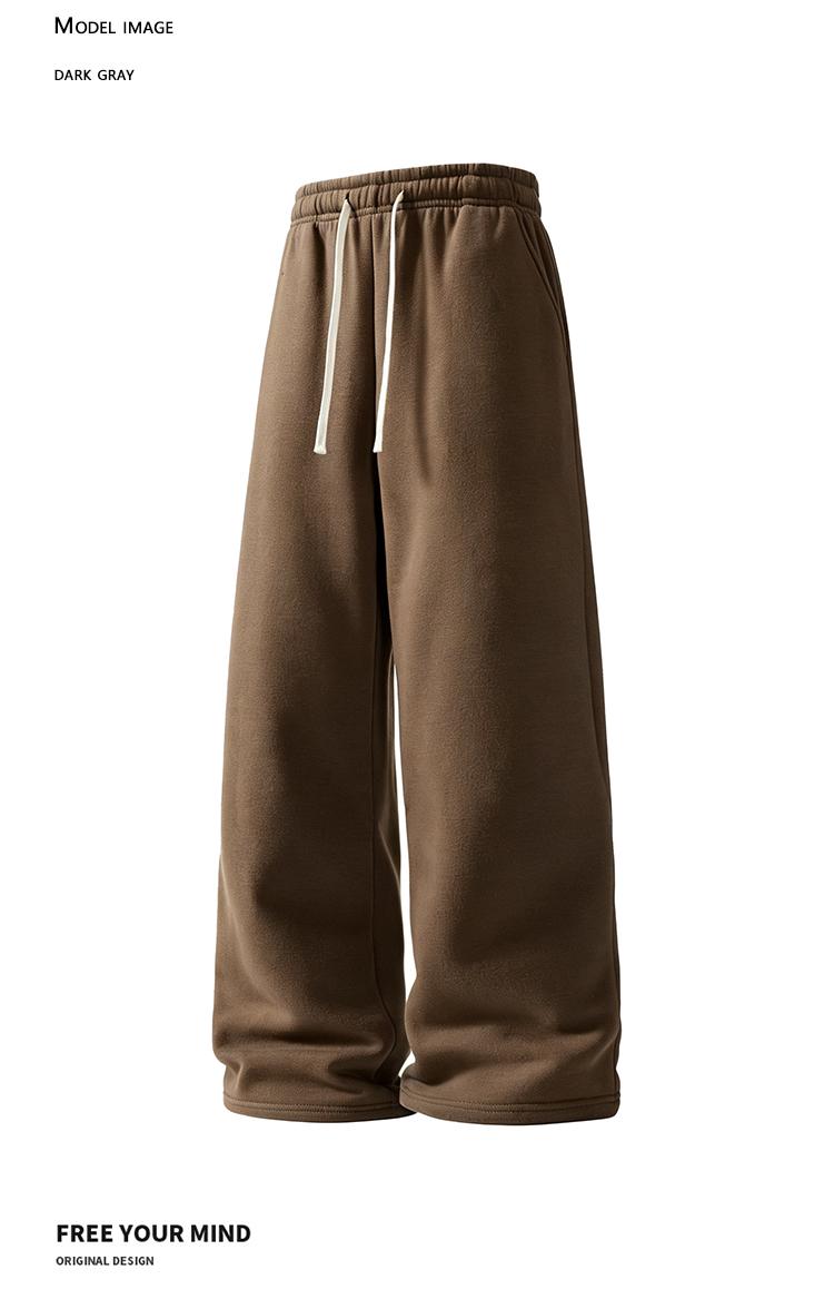 3-pack men’s lightweight casual sweatpants, loose yet well-structured fit—comfortable for summer sports, home wear, and shopping.