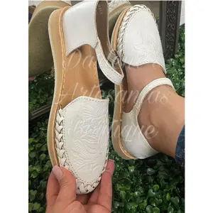 Zaira Huarache White