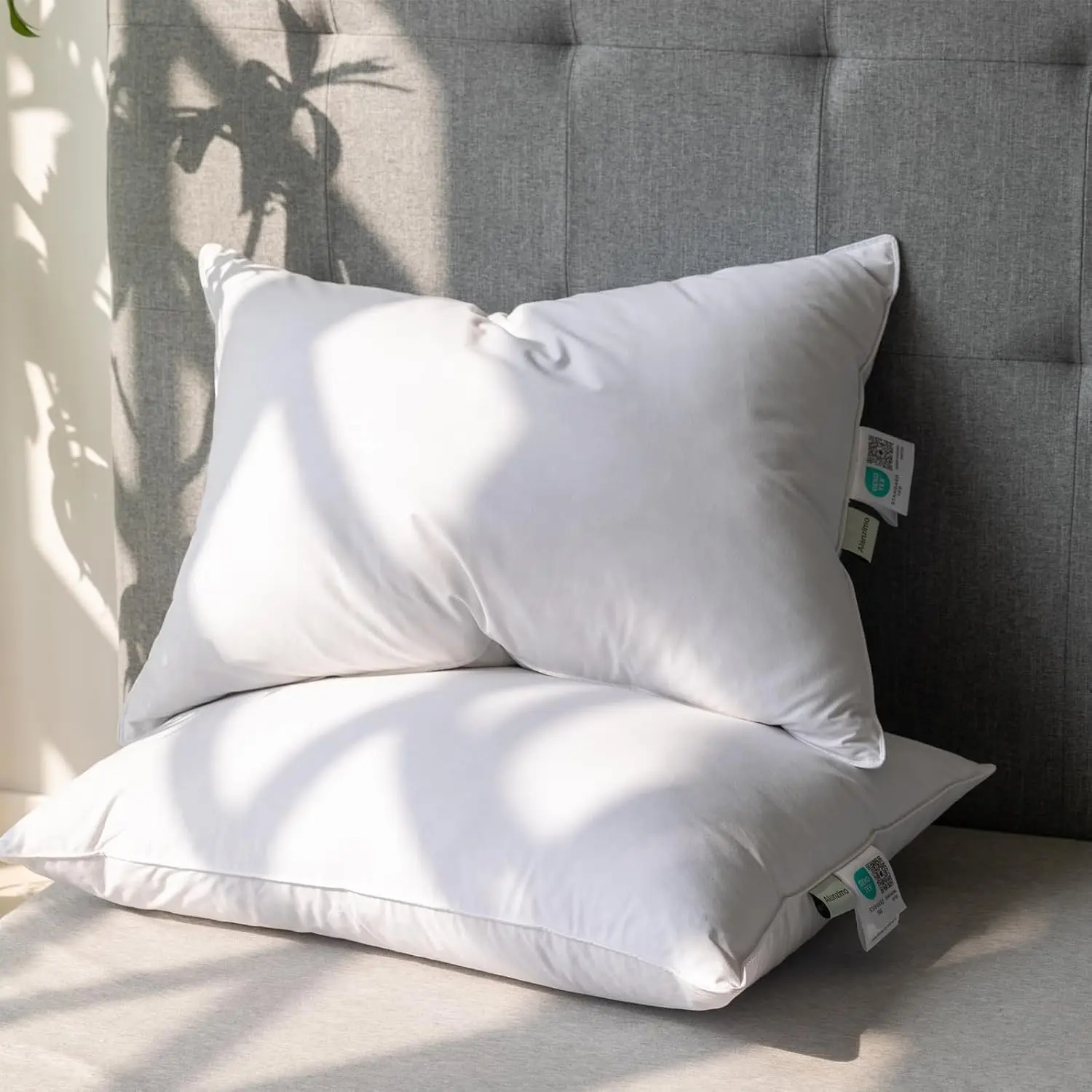 Goose Feathers Down Pillows Standard/ Size Set of 2, Luxury Soft  Down Pillow for Sleeping,  Cotton Cover Hotel Collection Bed Pillows for , or Side Sleepers 20x28