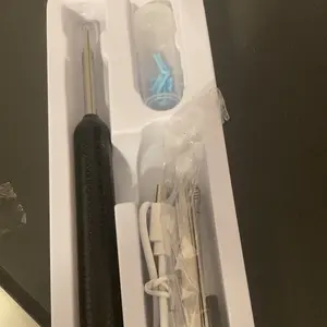 1080P HD Ear Wax Removal Tool with Camera, 6 Ear Spoon Set, Rechargeable USB/Battery Dual Power, tar Cleaning Device for Safe Ear Care Ear Wax Removal Kit Wireless Visual Ear Cleaner Earwax Removal Kit