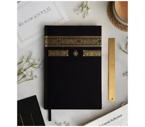 Labbaik Umrah Guide & Journal Black